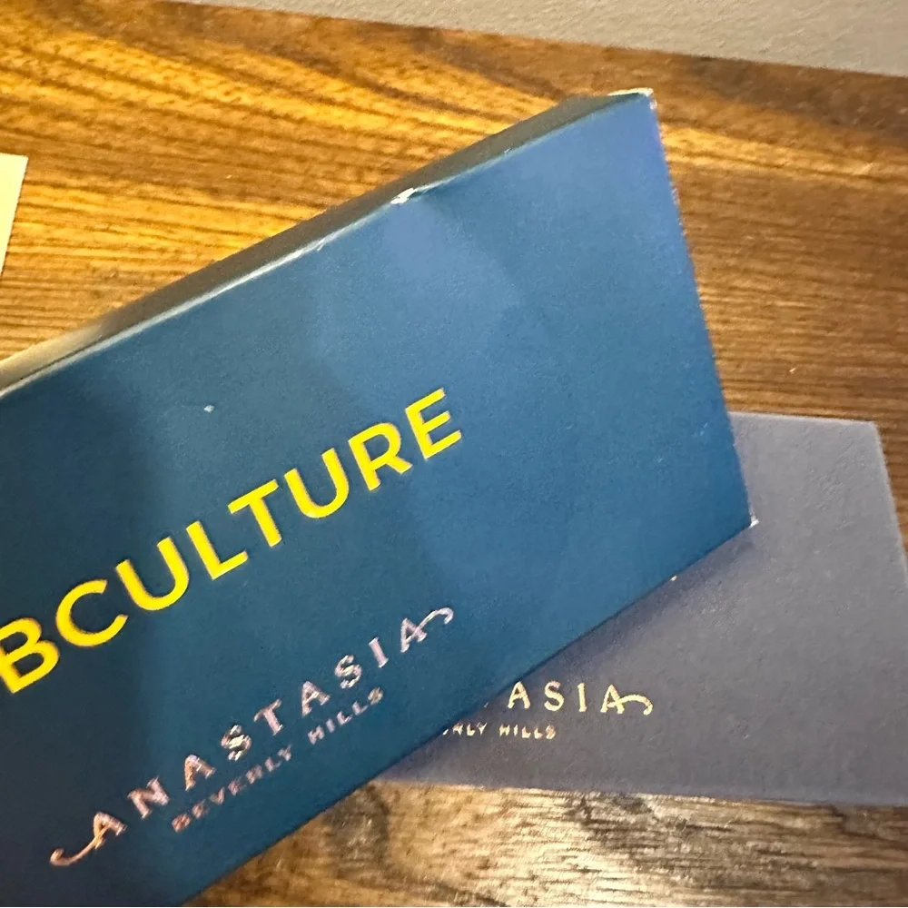 Anastasia Beverly Hills Subculture Eyeshadow Palette